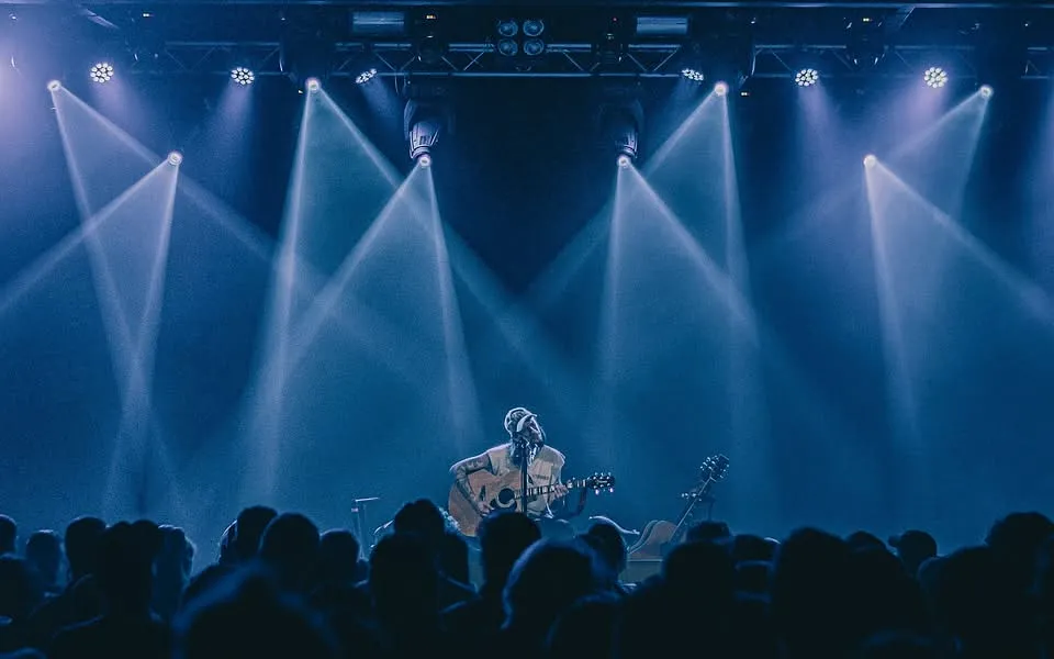 Áron András // Dürer Kert